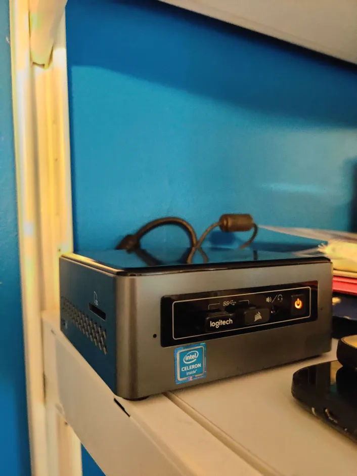 Intel NUC